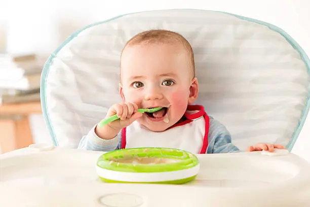 아기 이유식: 쉽고 맛있는 레시피 5가지